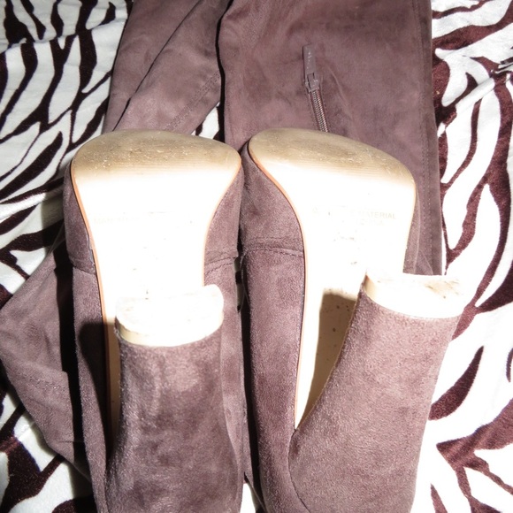 Suede thigh high boots! - Picture 6 of 8